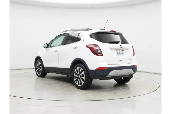 $13998 : Buick Encore 2019 Essence 4d image 2