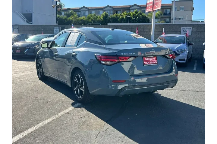 $19798 : Nissan Sentra 2024 SV 4dr Se image 3