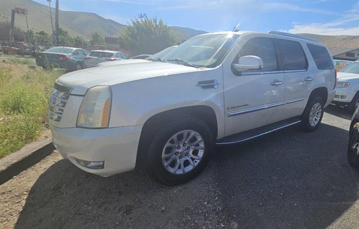 $10777 : 2007 Escalade image 1