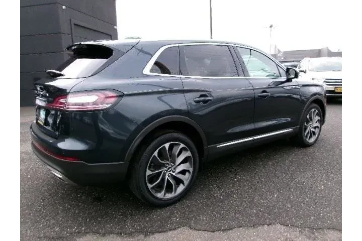 $35496 : Lincoln Nautilus 2022 AWD Re image 5