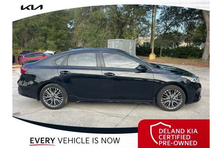 $17347 : Kia Forte 2023 GT-Line 4dr S image 2