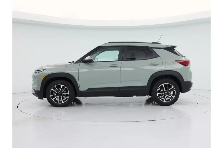 $25998 : Chevrolet Trailblazer 2025 L image 3