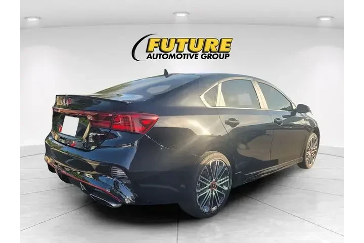 $23997 : Kia Forte 2024 GT 4dr Sedan image 3