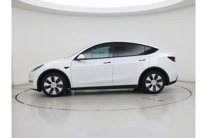 $26998 : Tesla Model Y 2022 AWD Long image 3