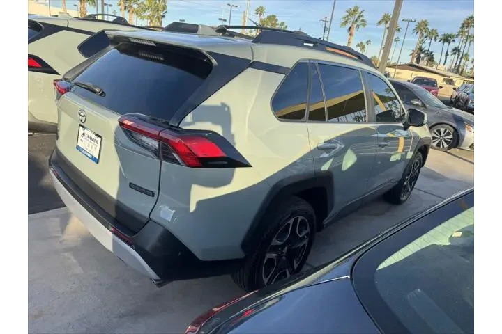 $24223 : Toyota RAV4 2019 AWD Adventu image 5