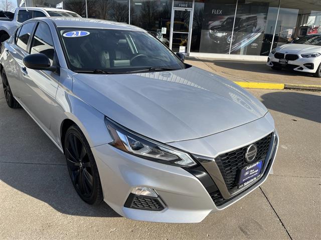 $28980 : 2021 Altima 2.5 SR Sedan I-4 image 1