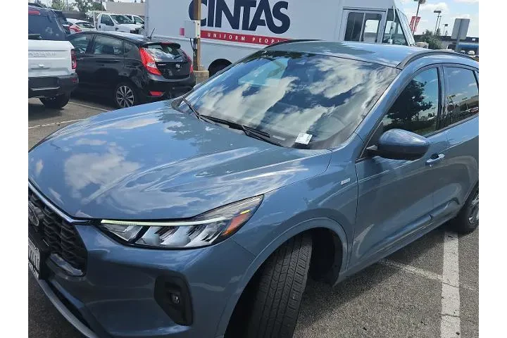 $23500 : Ford Escape Hybrid 2023 AWD image 1
