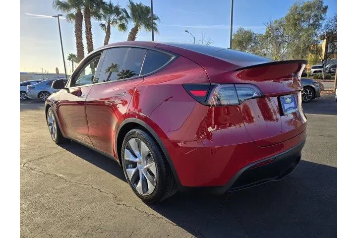 $34991 : Tesla Model Y 2021 AWD Long image 4