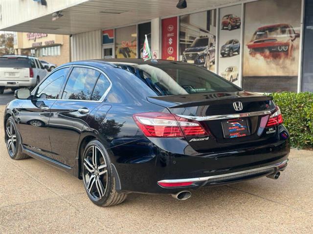 $16999 : 2017 Accord Touring image 9