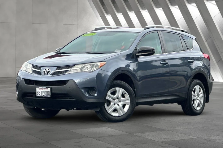$14000 : Toyota RAV4 2013 LE 4dr SUV image 2
