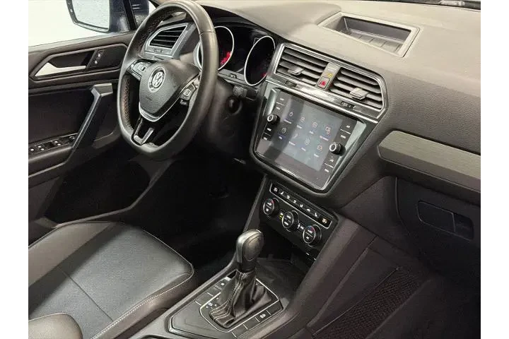 $17000 : Volkswagen Tiguan 2021 SE 4d image 9