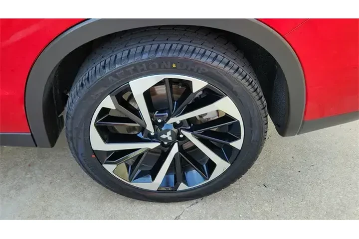$29558 : Mitsubishi Outlander PHEV 20 image 9