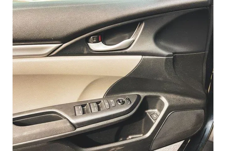 $16998 : Honda Civic 2020 LX 4dr Seda image 9