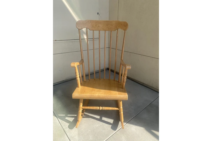 $75 : Sé vende una mesedora image 2