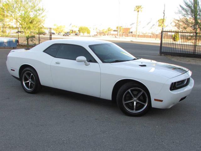 $10995 : 2010 Challenger SE image 3