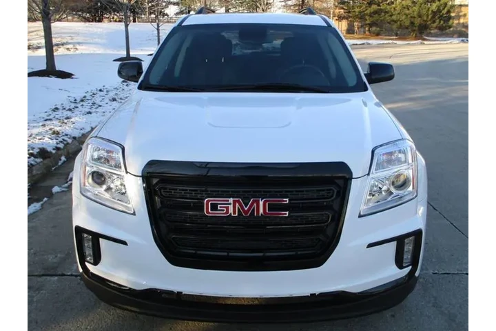 $15997 : 2017 GMC Terrain SLE-2 image 3