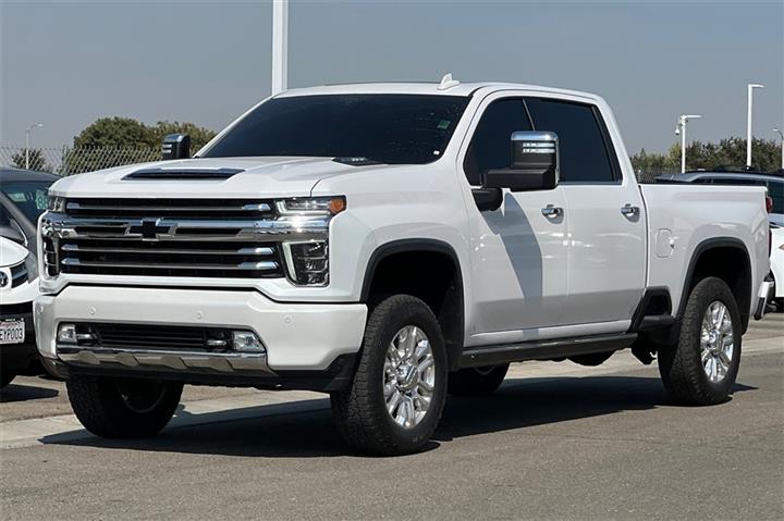 $57998 : Silverado 2500HD High Country image 10