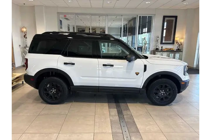 $32986 : Ford Bronco Sport 2025 AWD B image 2