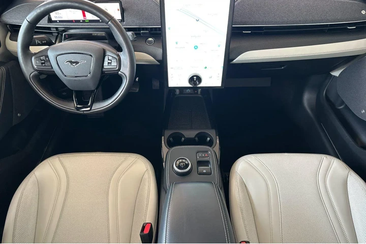 $27500 : Ford Mustang Mach-E 2022 Pre image 6