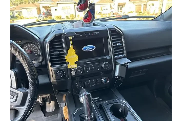 $29949 : Ford F-150 2018 4x4 XLT 4dr image 5