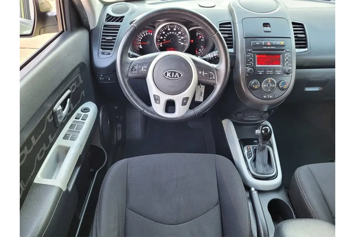 $5995 : 2012 Soul + image 10