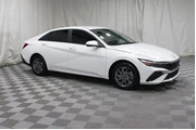 Hyundai ELANTRA 2024 SEL 4dr en Wichita