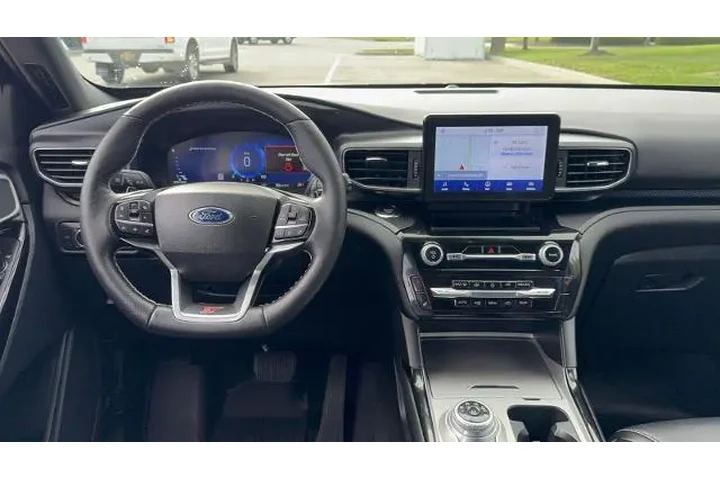 $37900 : Ford Explorer 2022 AWD ST 4d image 10