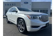 GMC Acadia 2018 4x4 Denali 4 en Arlington VA