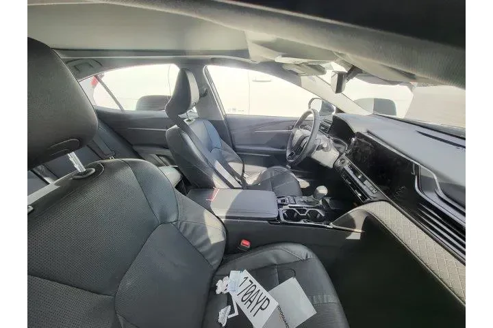 $31133 : Toyota Camry 2025 SE 4dr Sed image 8