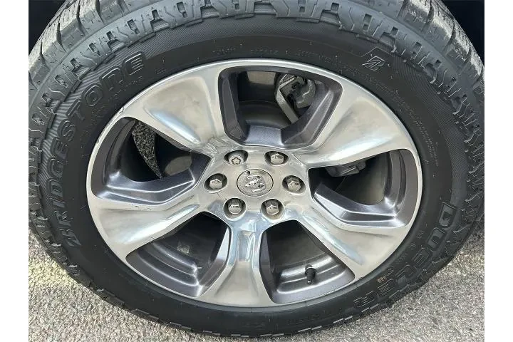 $39997 : Ram 1500 2021 4x4 Laramie 4d image 6