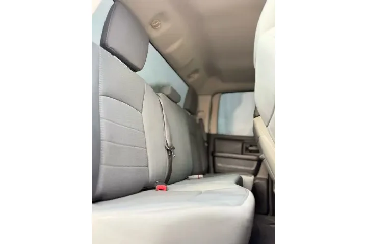 $10800 : 2013 RAM 1500 QUAD CAB2013 RA image 8