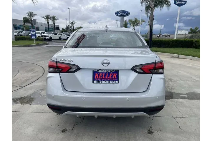 $19777 : Nissan Versa 2025 SV 4dr Sed image 7