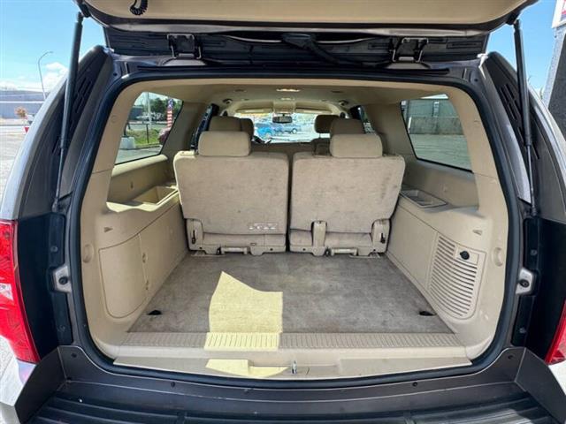 $18995 : 2014 Suburban LS image 10