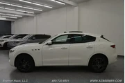 $31998 : Maserati Levante 2021 AWD 4d thumbnail