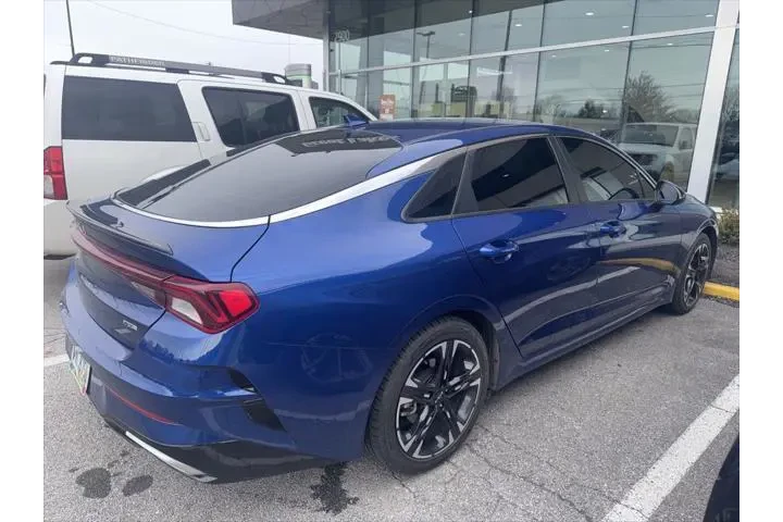 $24733 : Kia K5 2024 GT-Line 4dr Seda image 2