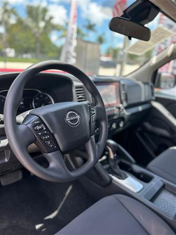 $25990 : Se vende Nissan Frontier 4WD image 3