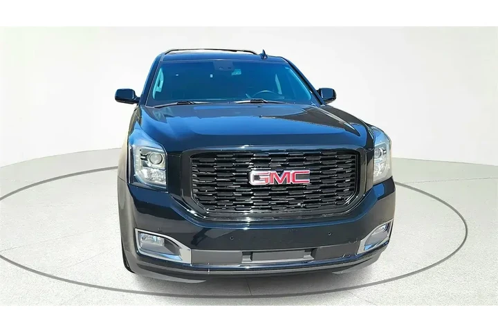 $34798 : GMC Yukon 2019 4x4 Denali 4d image 2