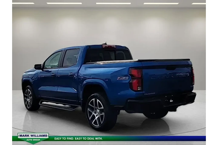 $37896 : Chevrolet Colorado 2024 4x4 image 6