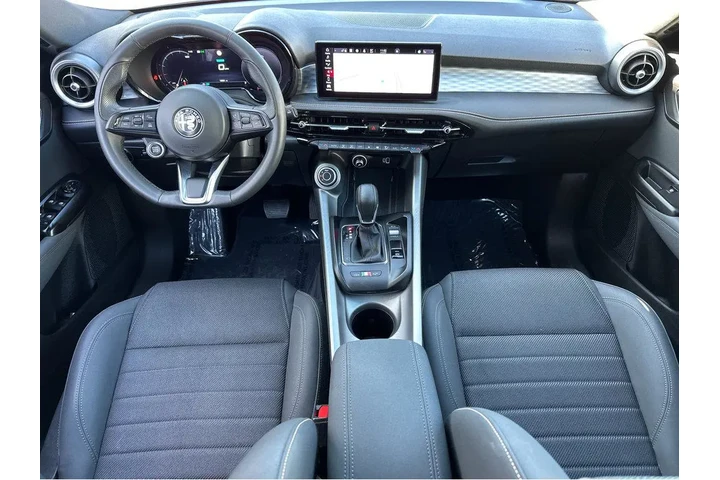 $25777 : 2024 Tonale Ti image 5