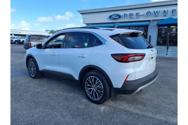 $20991 : Ford Escape Plug-In Hybrid 2 image 9