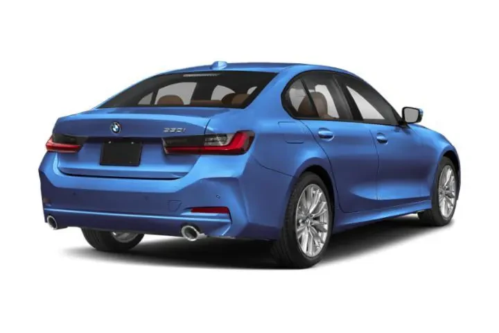 $36943 : BMW 3 Series 2023 AWD 330i x image 3