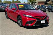 2022 Camry SE en Fresno