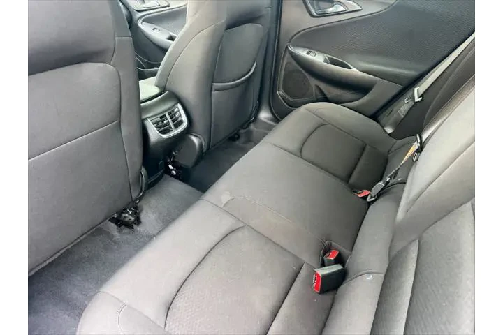 $13299 : Chevrolet Malibu 2023 LT 4dr image 5