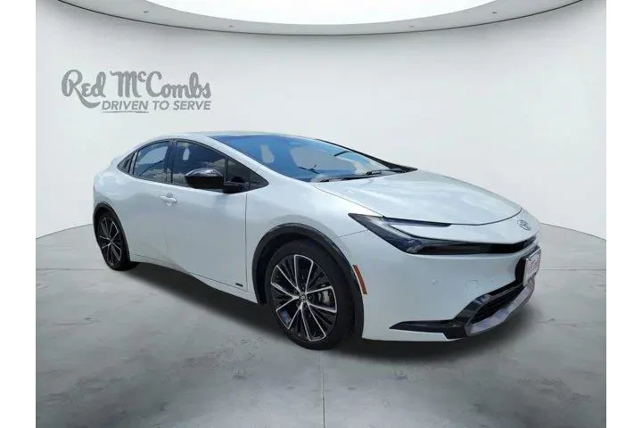 $34985 : Toyota Prius 2024 AWD LE 4dr image 1