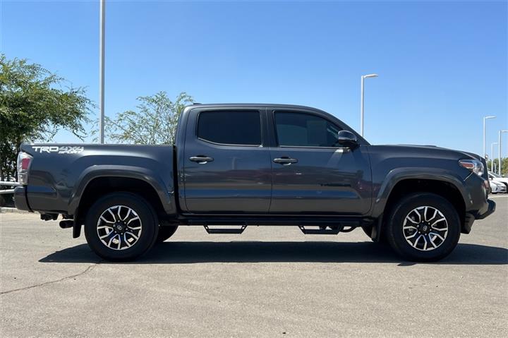 $39300 : Tacoma TRD Sport image 3