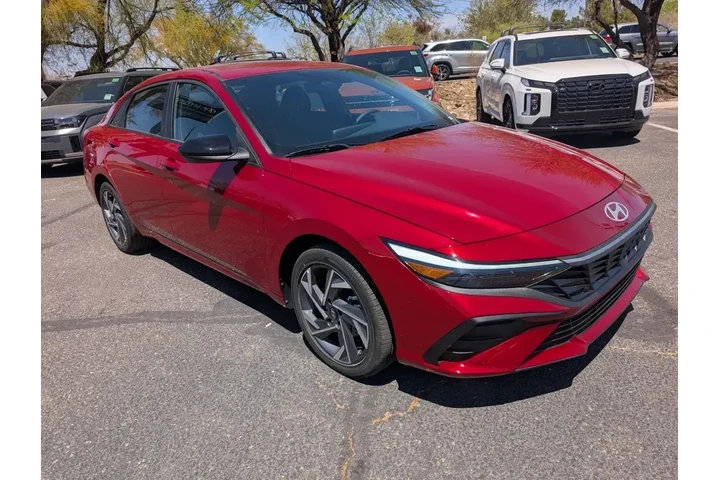 $23995 : Hyundai ELANTRA Hybrid 2025 image 7