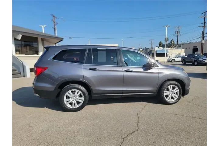 $15488 : Honda Pilot 2016 LX 4dr SUV image 3