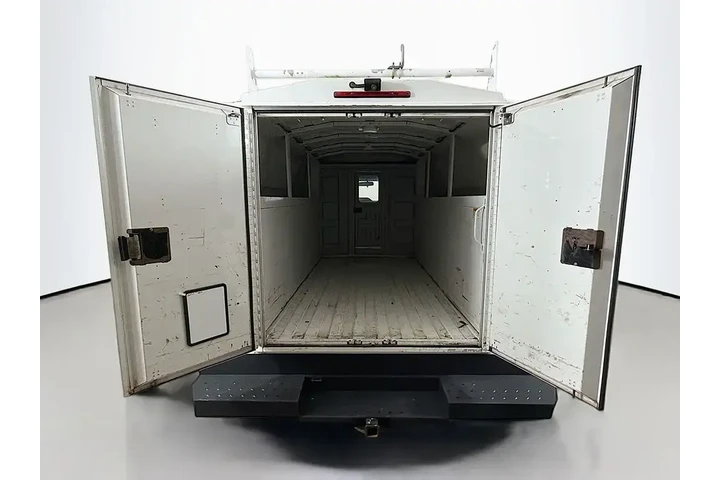 $19745 : Ford E-Series 2017 E-350 SD image 10