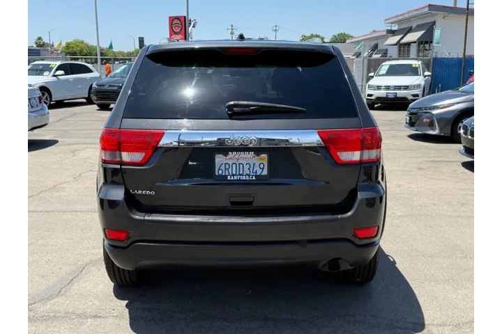 $9659 : 2011 Grand Cherokee Laredo image 7
