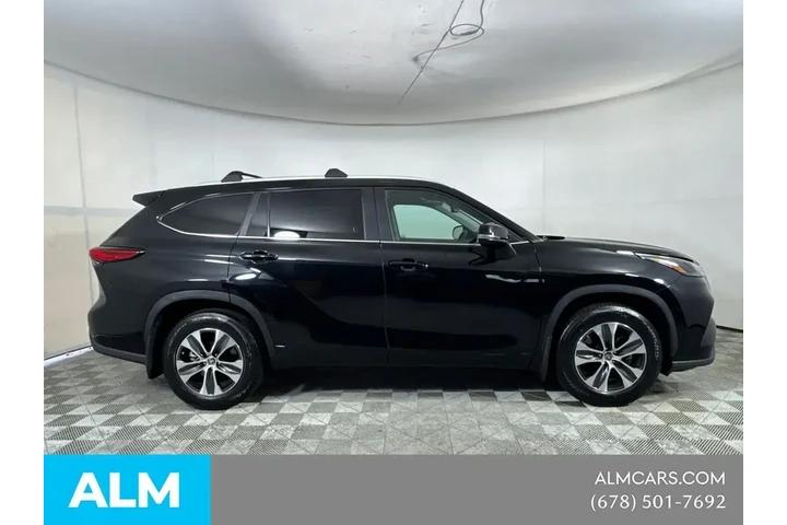 $37420 : Toyota Highlander 2023 XLE 4 image 9
